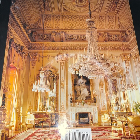 Royal Palaces By M. Morelli Hardcover Book  (Oversized Coffee Table Book) - Picture 5 of 5